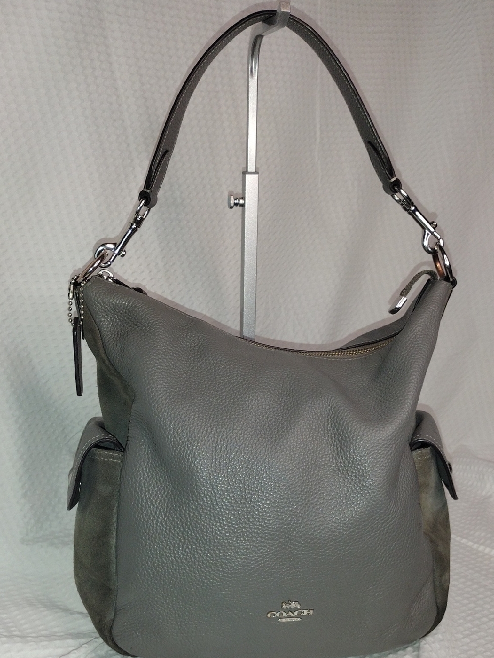 Coach Pennie Hobo Shoulder Bag  Heather Gray Pebbled Leather & Suede F2131-C1522